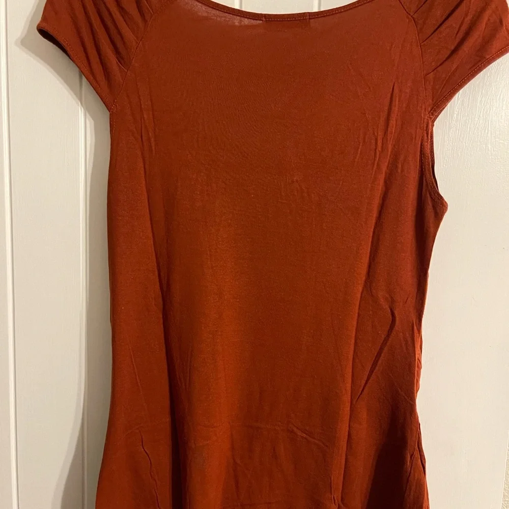 Forever21 Rust blouse - Picture 2 of 2